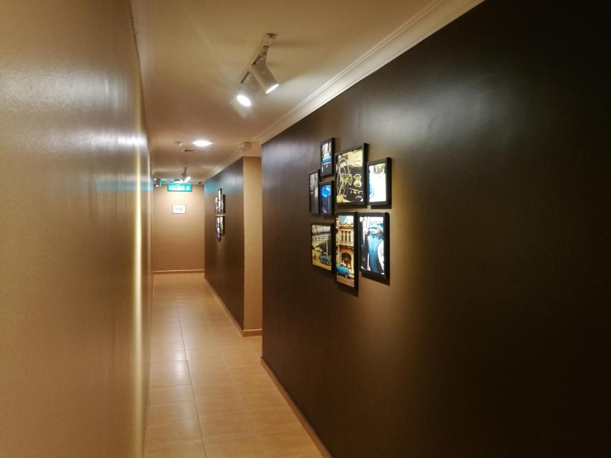 Grandpa Hotel Петалинг Джая Екстериор снимка